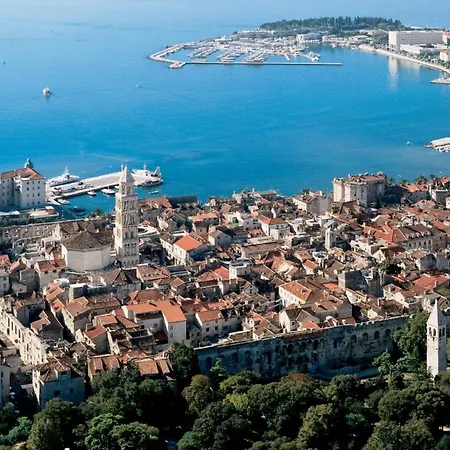 Lägenhet With Terrace And Sea View In Heart Of Split