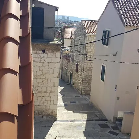Apartment With Terrace And Sea View In Heart Of Split